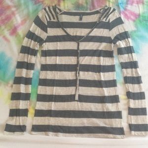 Old Navy long sleeve grey striped henley S
